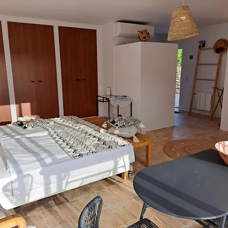 Pensión Deluxe Santa Bárbara de Nexe